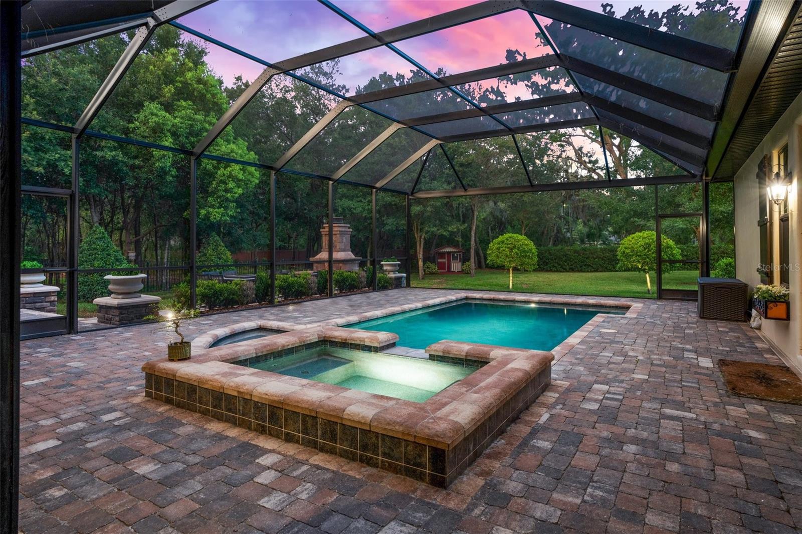 PINE COVE ESTATES - Residential