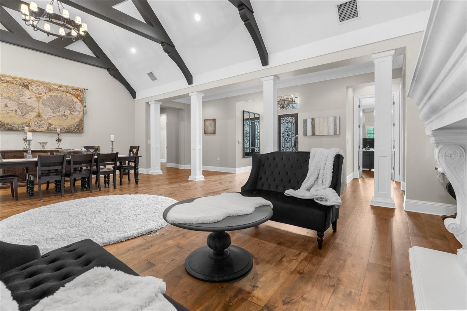 PINE COVE ESTATES - Residential