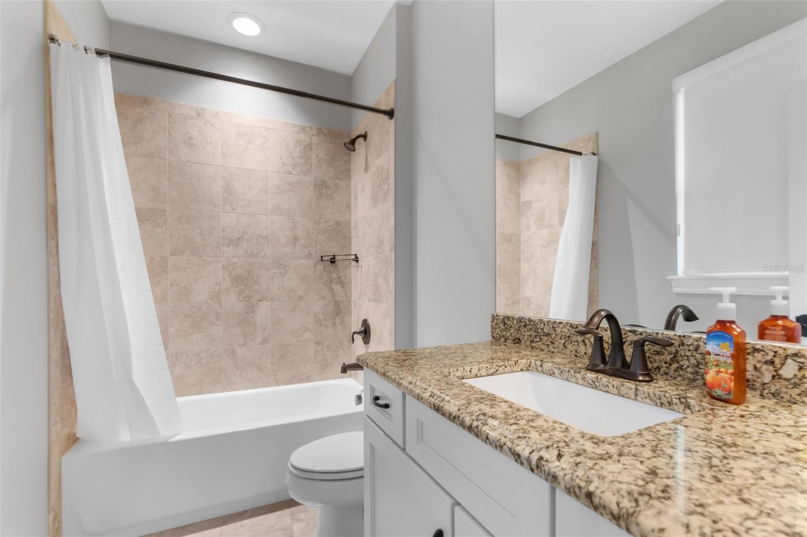 PINE COVE ESTATES - Residential