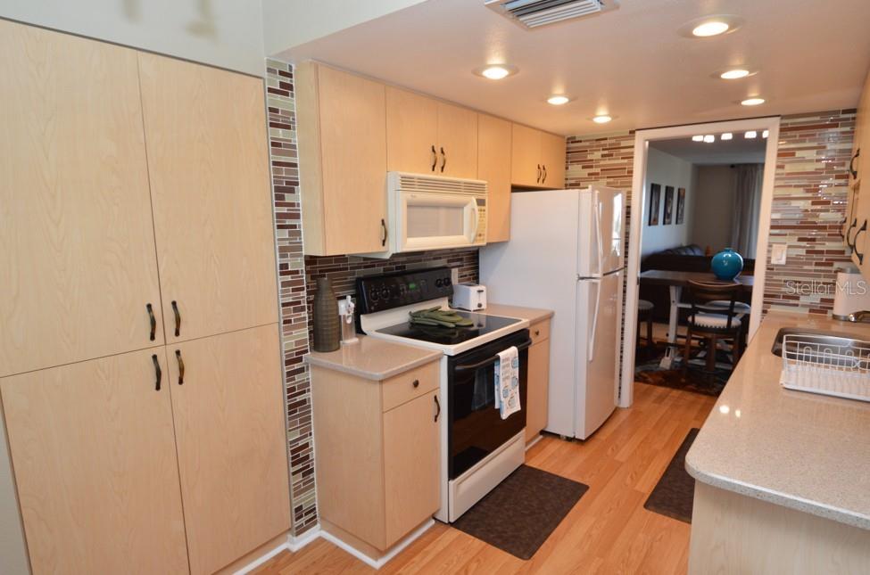 PASADENA COVE CONDO - Residential