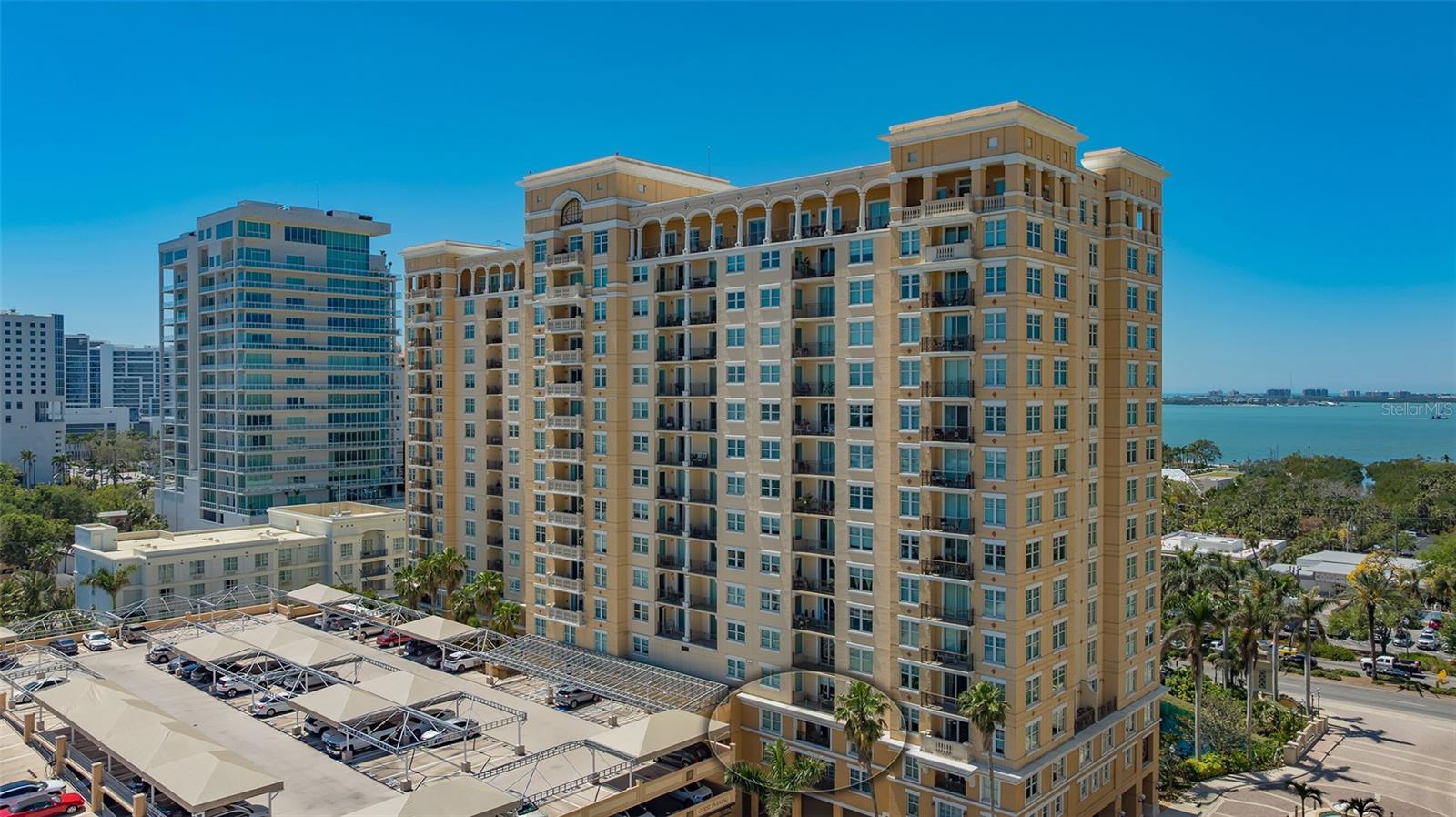 RENAISSANCE 1 - Residential Lease