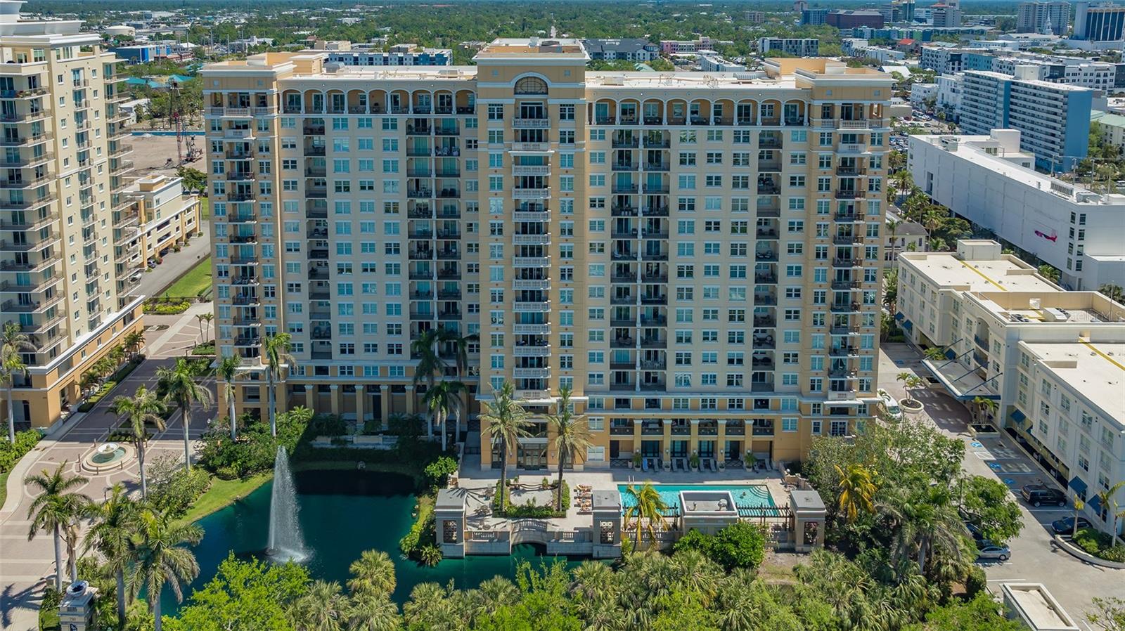 RENAISSANCE 1 - Residential Lease