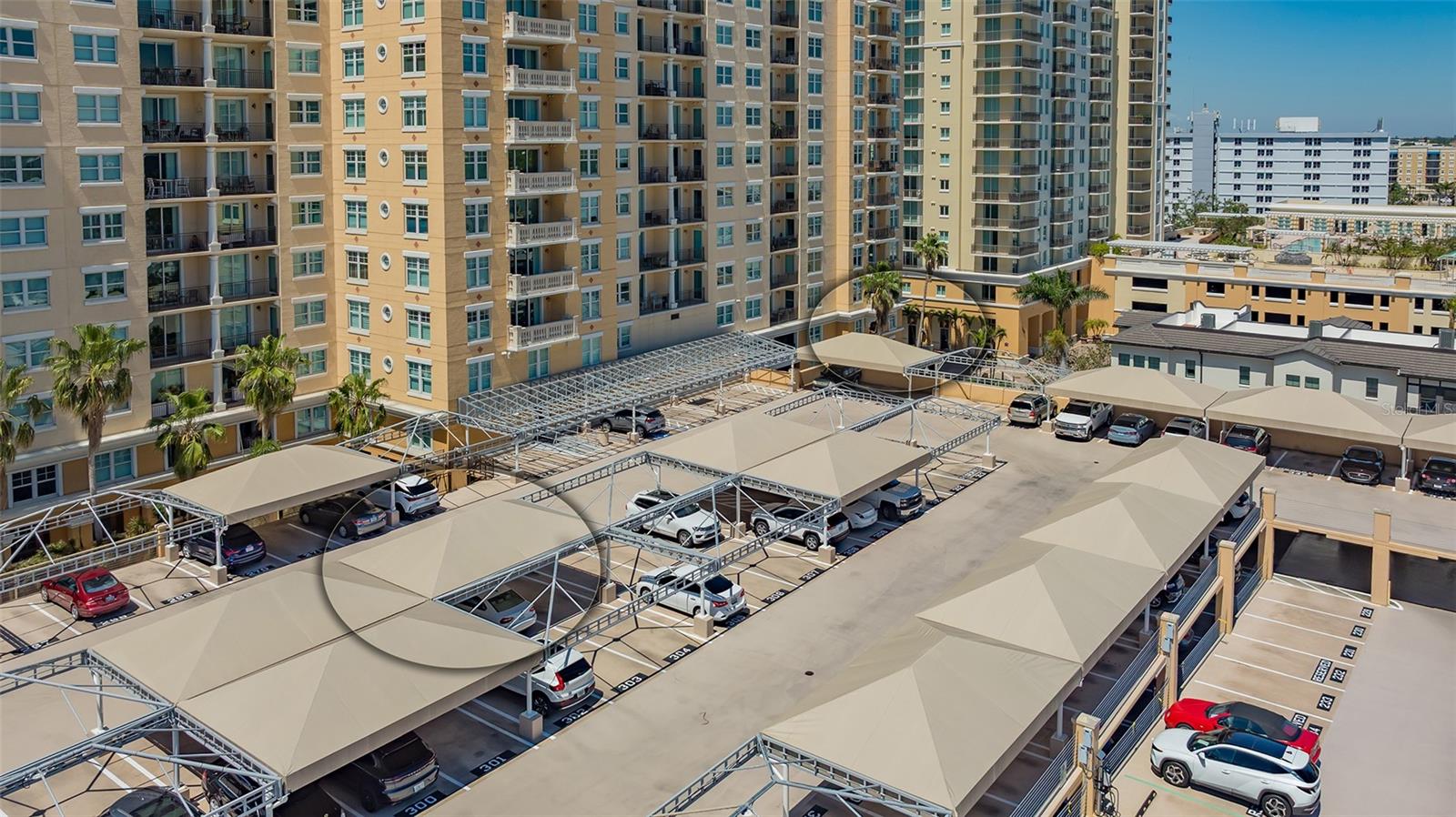 RENAISSANCE 1 - Residential Lease