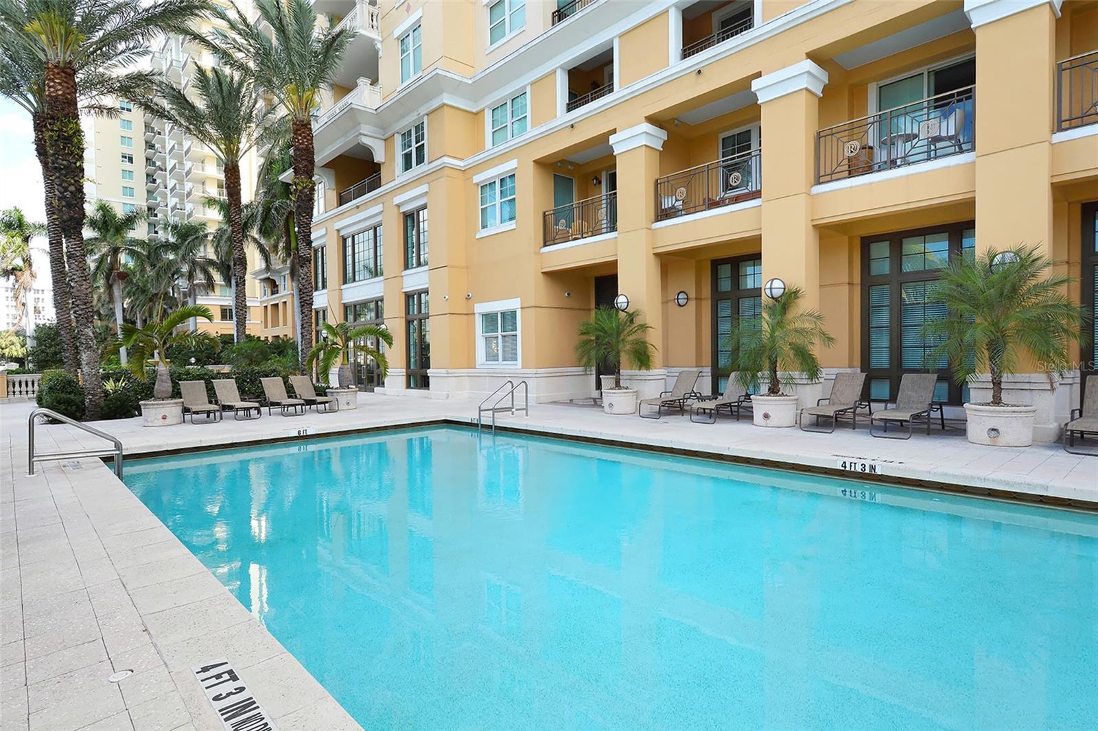 RENAISSANCE 1 - Residential Lease