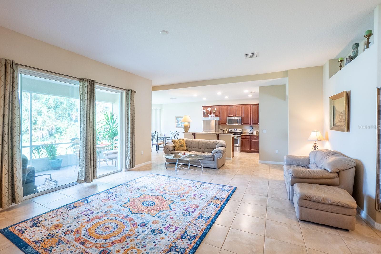 33 RANSHIRE LANE