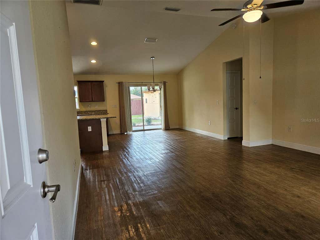 Photo of 11 Almond Trail, Ocala, FL 34472 (MLS # OM727770)