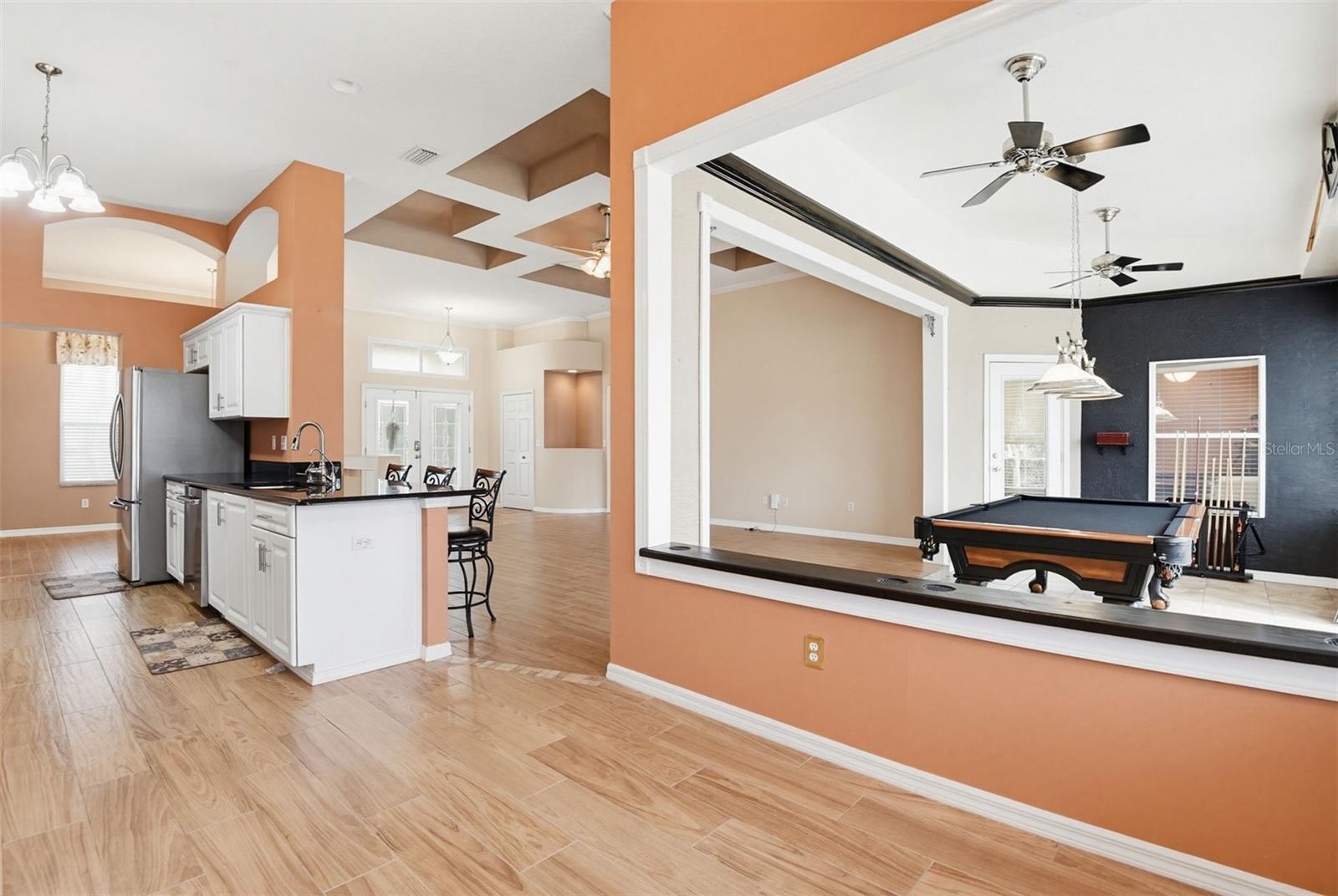 WATERS EDGE - Residential