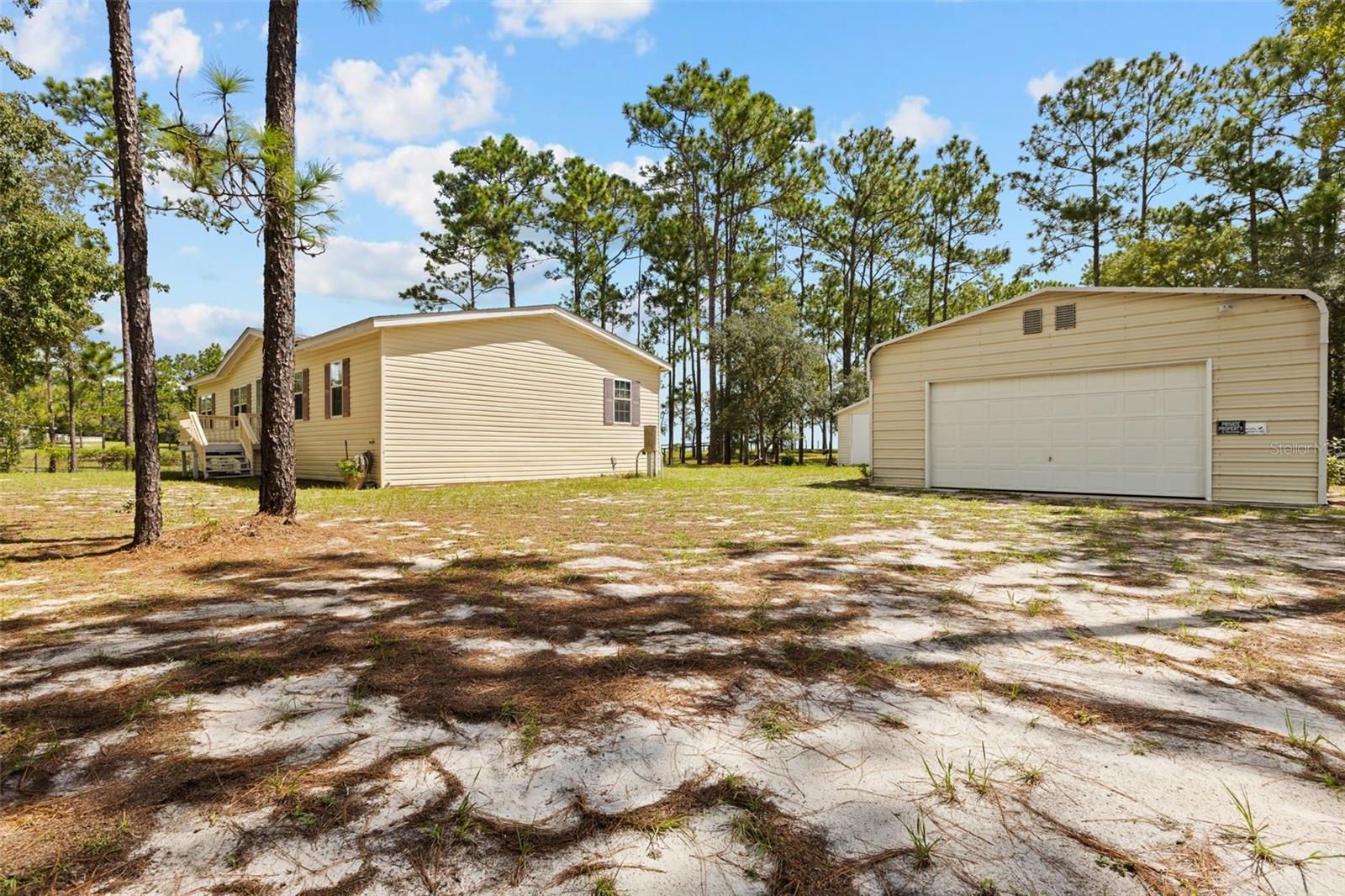 1411 SE STATE ROAD 121
