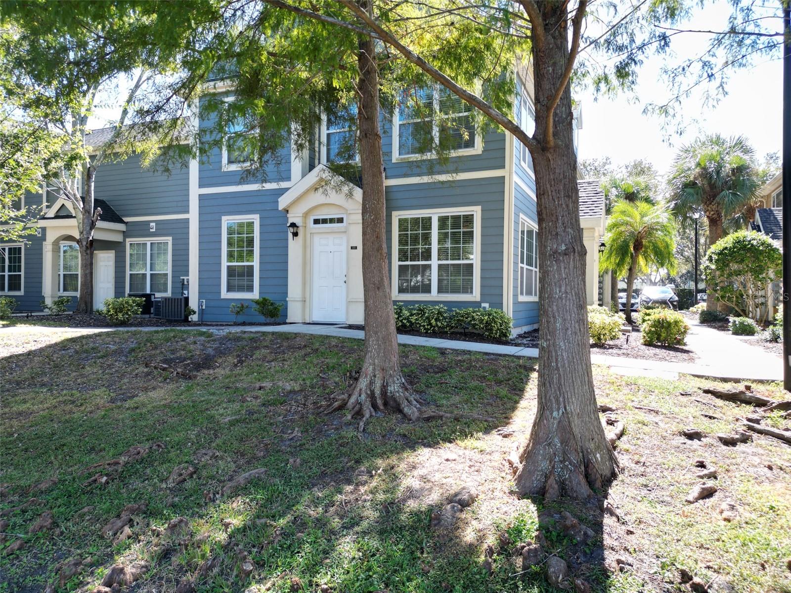 ADMIRALS WALK - Residential Lease