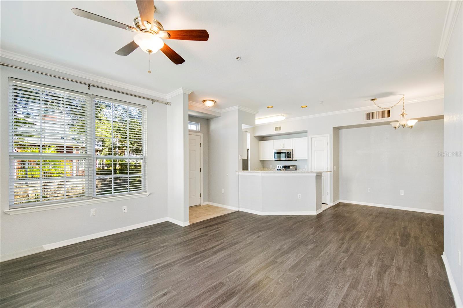 ADMIRALS WALK - Residential Lease