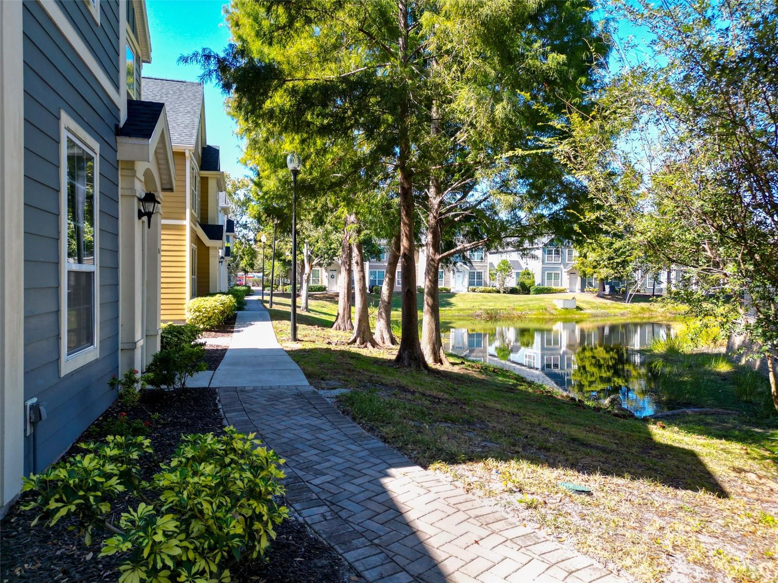 ADMIRALS WALK - Residential Lease