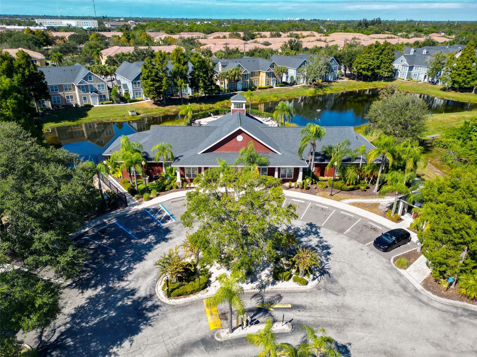 ADMIRALS WALK - Residential Lease