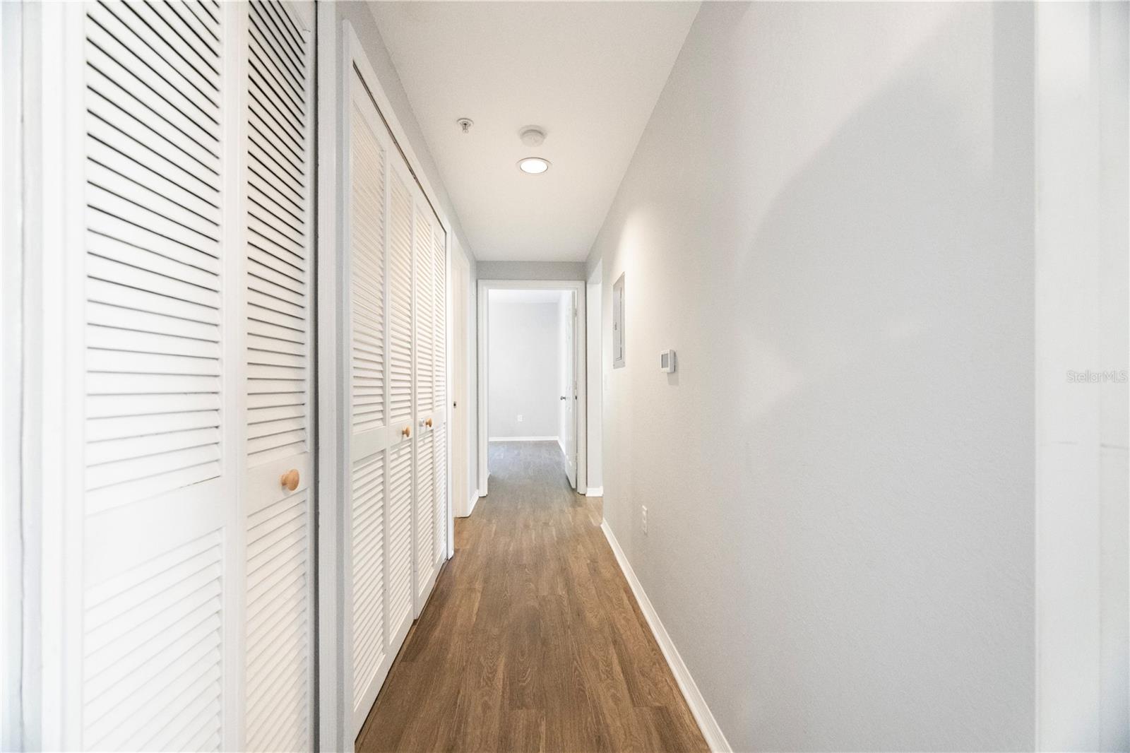 ADMIRALS WALK - Residential Lease