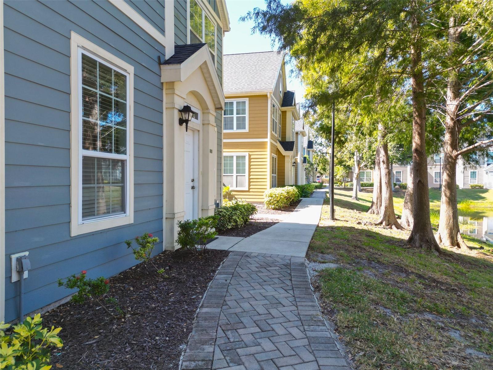 ADMIRALS WALK - Residential Lease