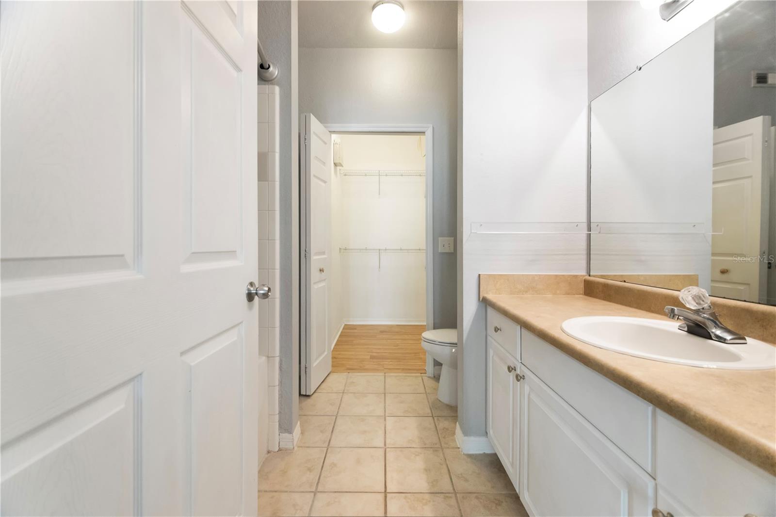 ADMIRALS WALK - Residential Lease