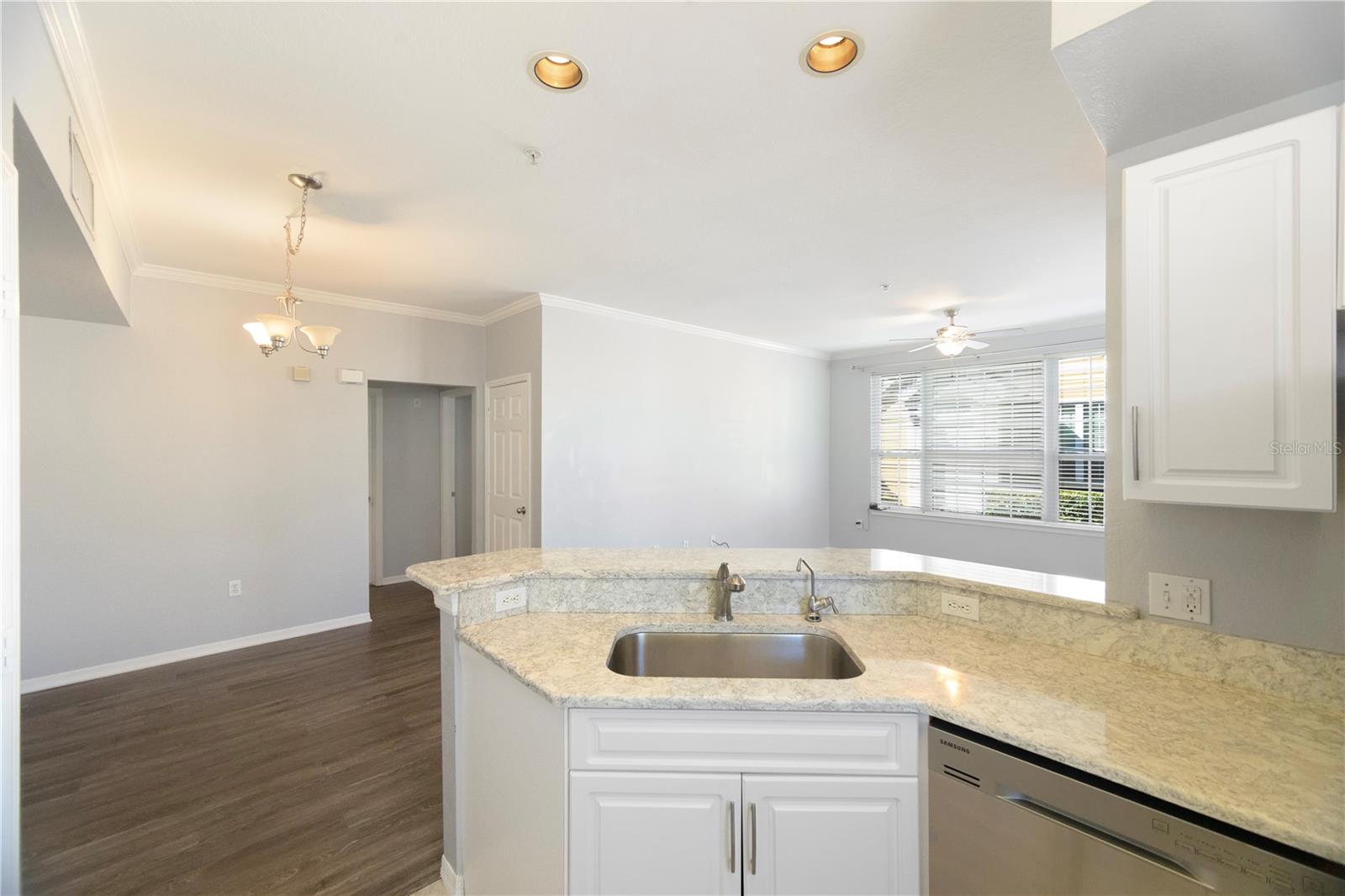 ADMIRALS WALK - Residential Lease