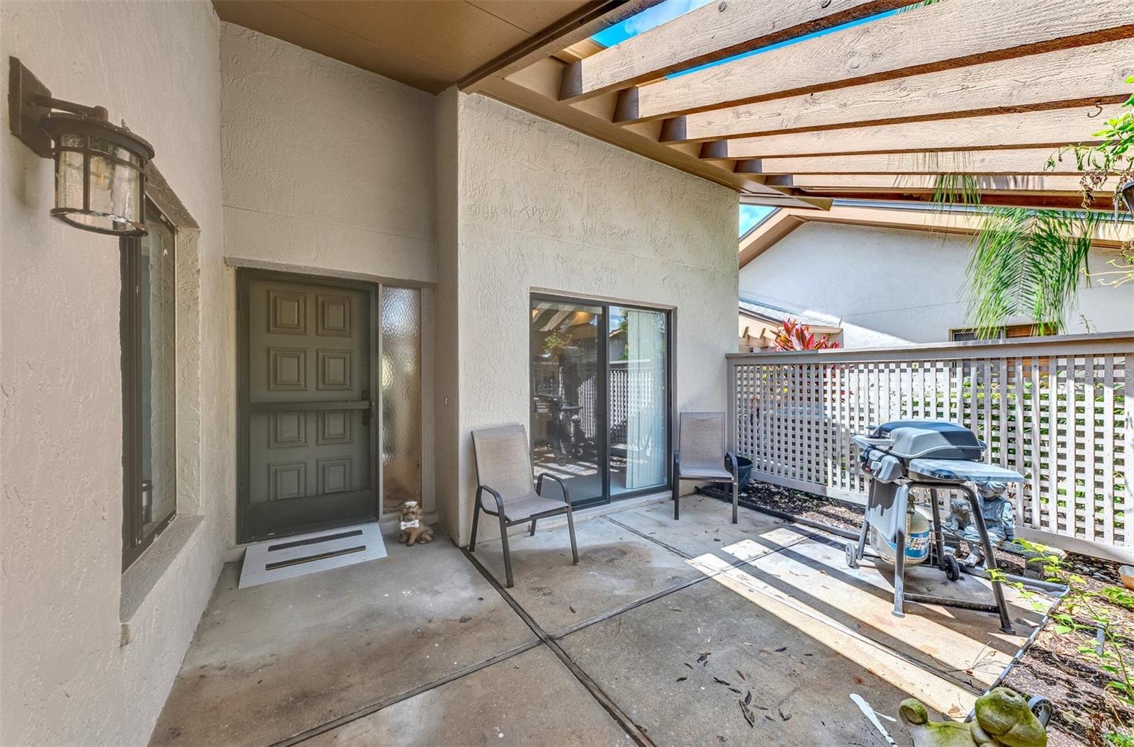 4521 KINGSMERE 6