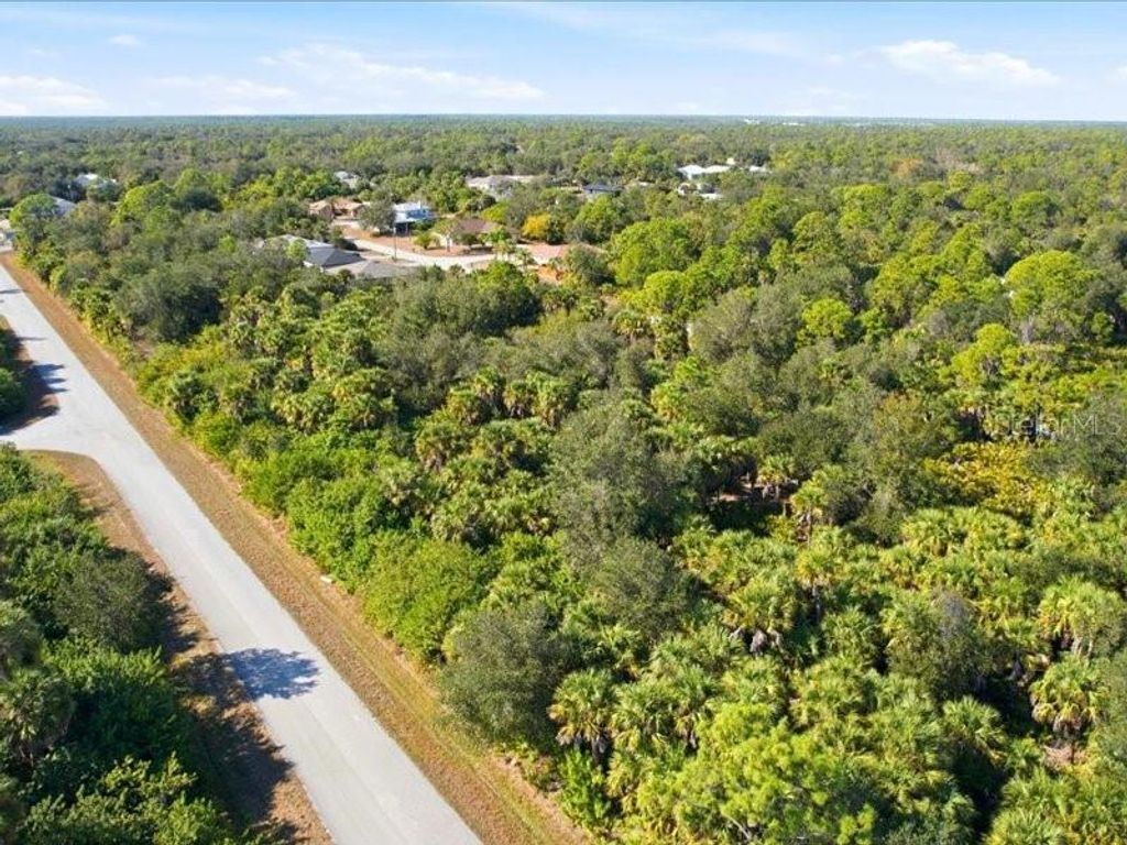 Photo of 17378 Quincy Avenue, Port Charlotte, FL 33948 (MLS # TB8468577)