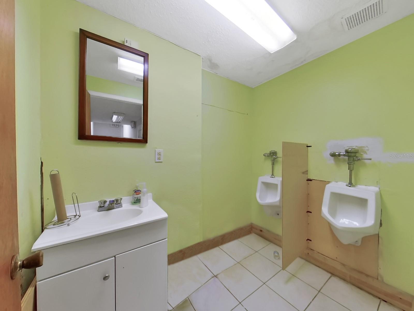 DENIS ADD TO YBOR CITY - Commercial Sale