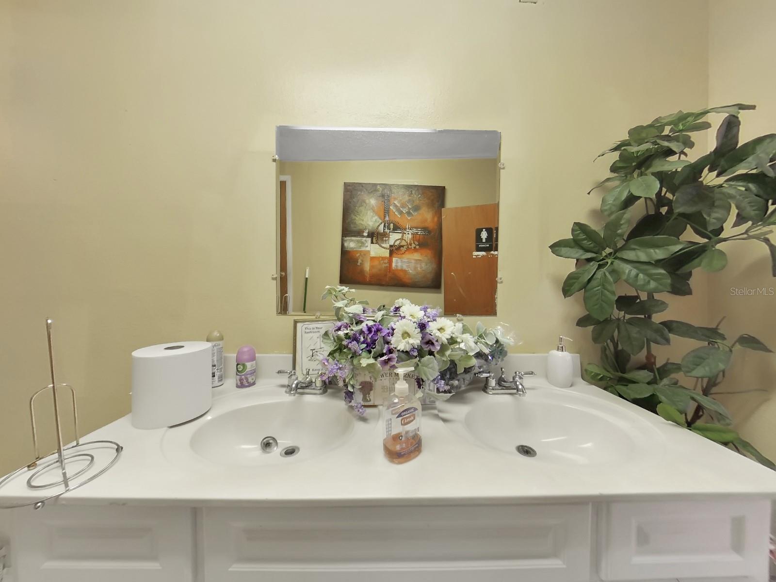 DENIS ADD TO YBOR CITY - Commercial Sale