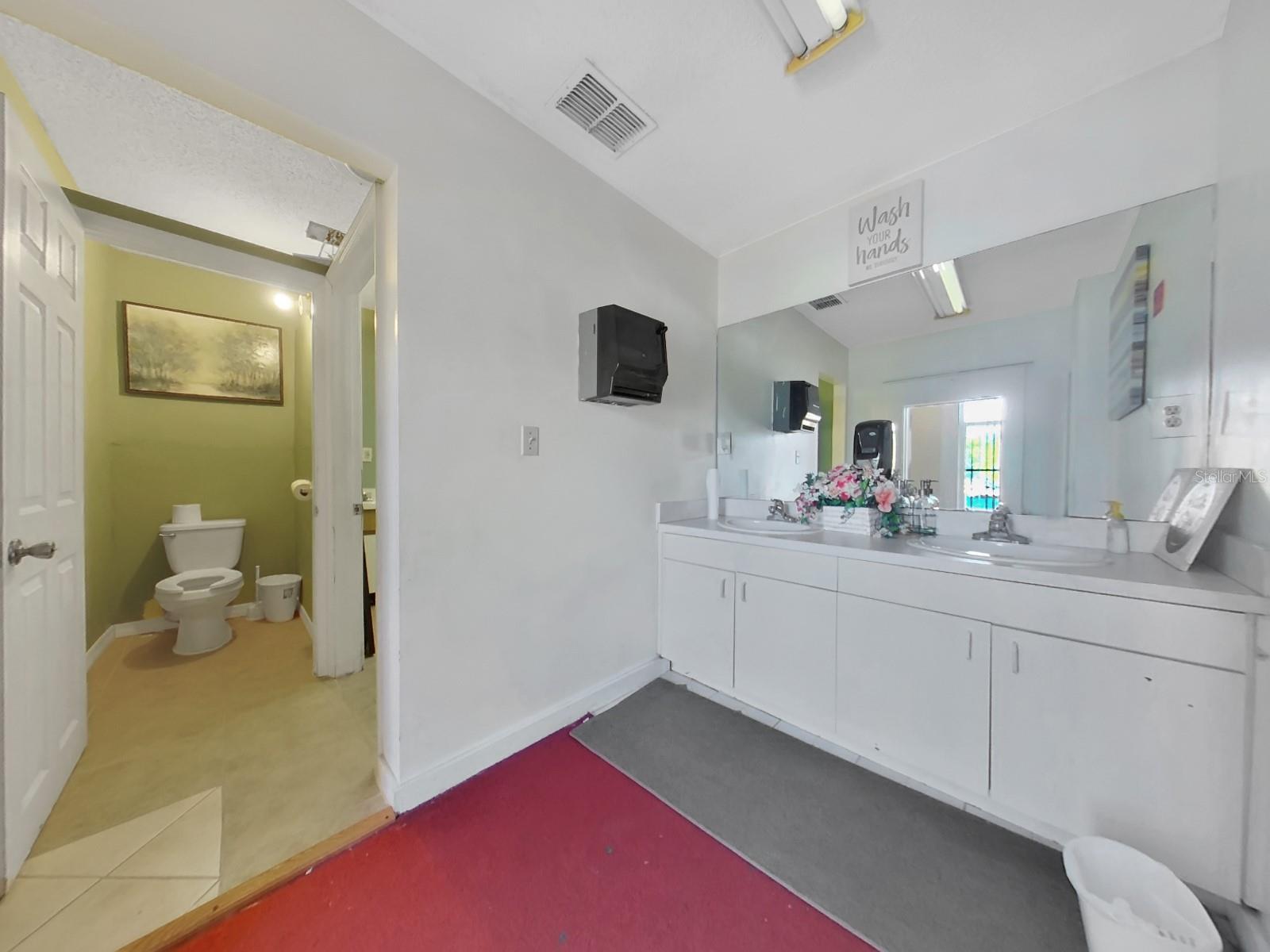 DENIS ADD TO YBOR CITY - Commercial Sale