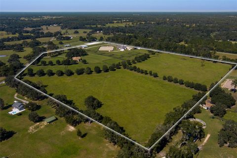 Tiny photo for 15225 NW 112th Place Road, Morriston, FL 32668 (MLS # OM712883)