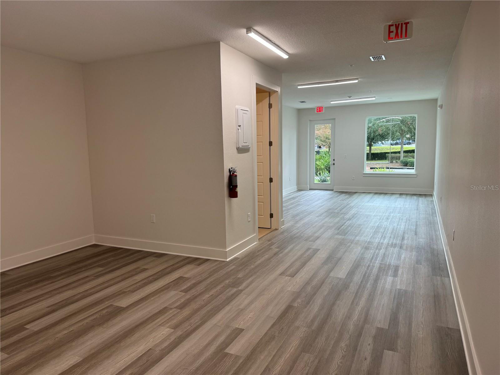 TOWNHOMES AT CITY PLACE - Commercial Lease