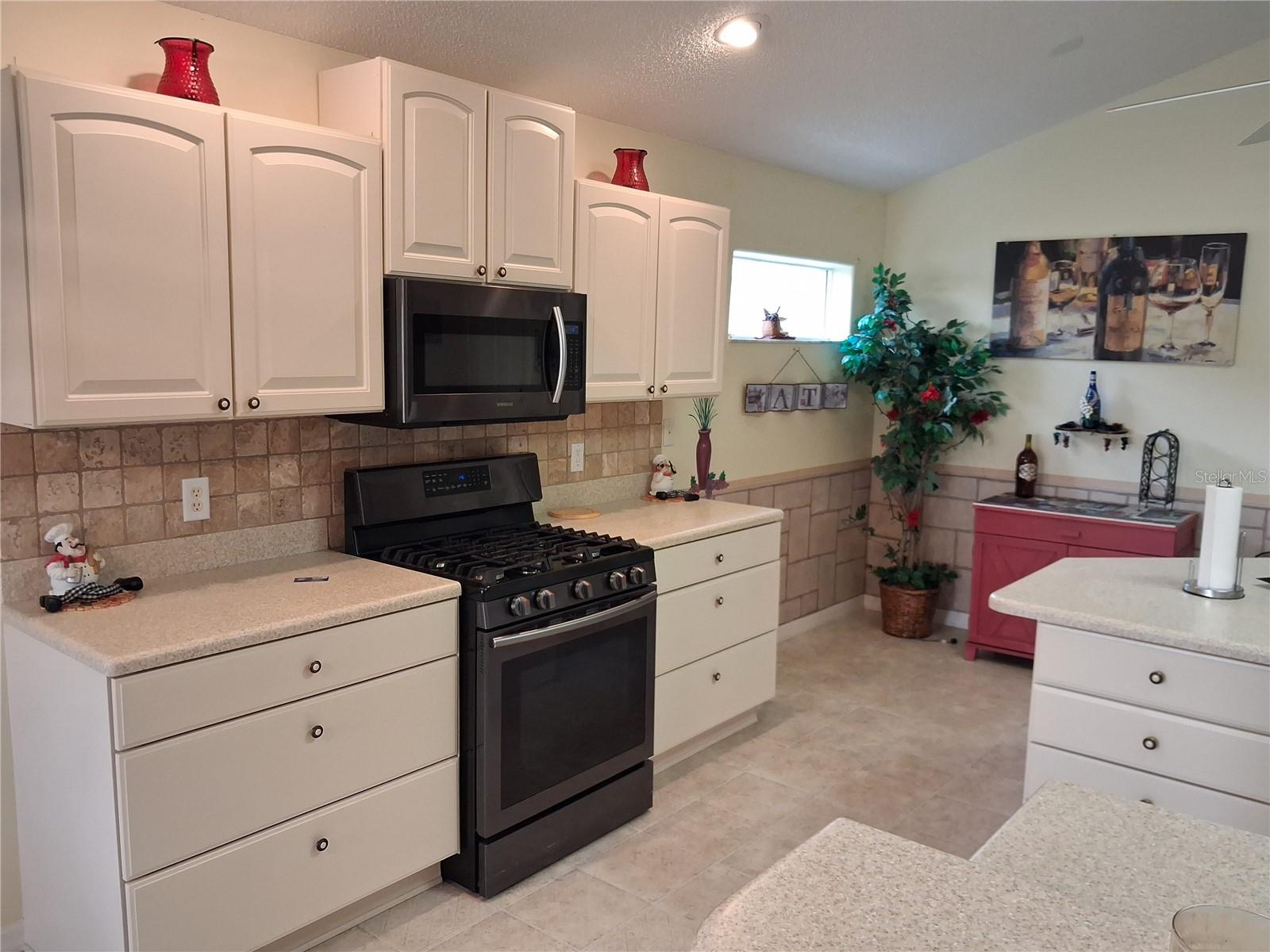 MARION UN #65 VLGS - Residential