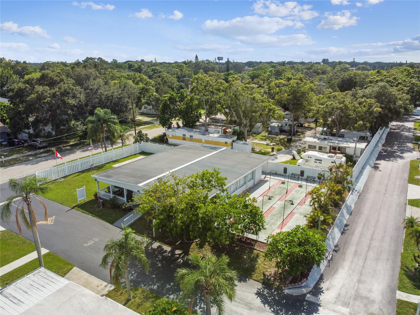 FLOWERWOOD CLUB MOBILE HOME PARK - Residential