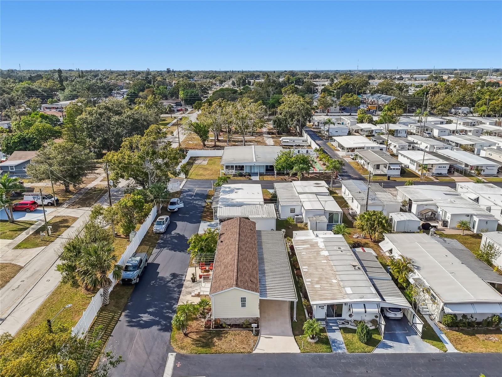 FLOWERWOOD CLUB MOBILE HOME PARK - Residential