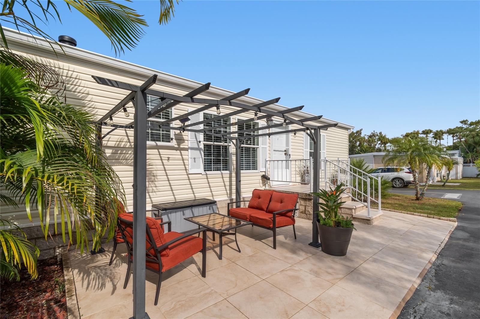 FLOWERWOOD CLUB MOBILE HOME PARK - Residential