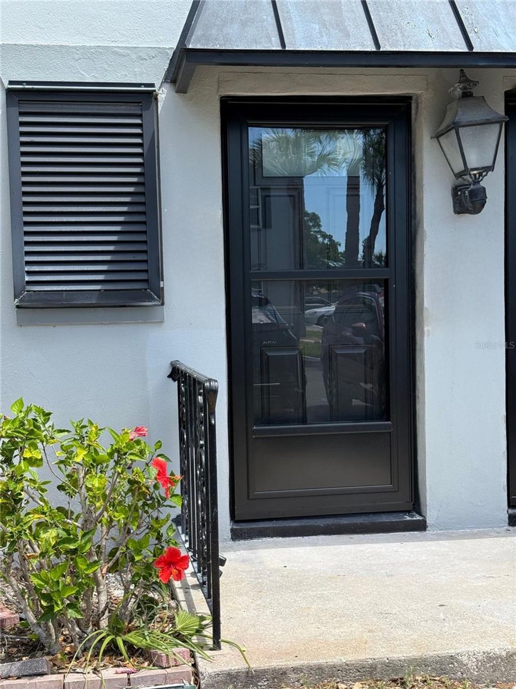 Photo of 6919 Place De La Paix #6919, St Petersburg, FL 33707 (MLS # TB8495121)