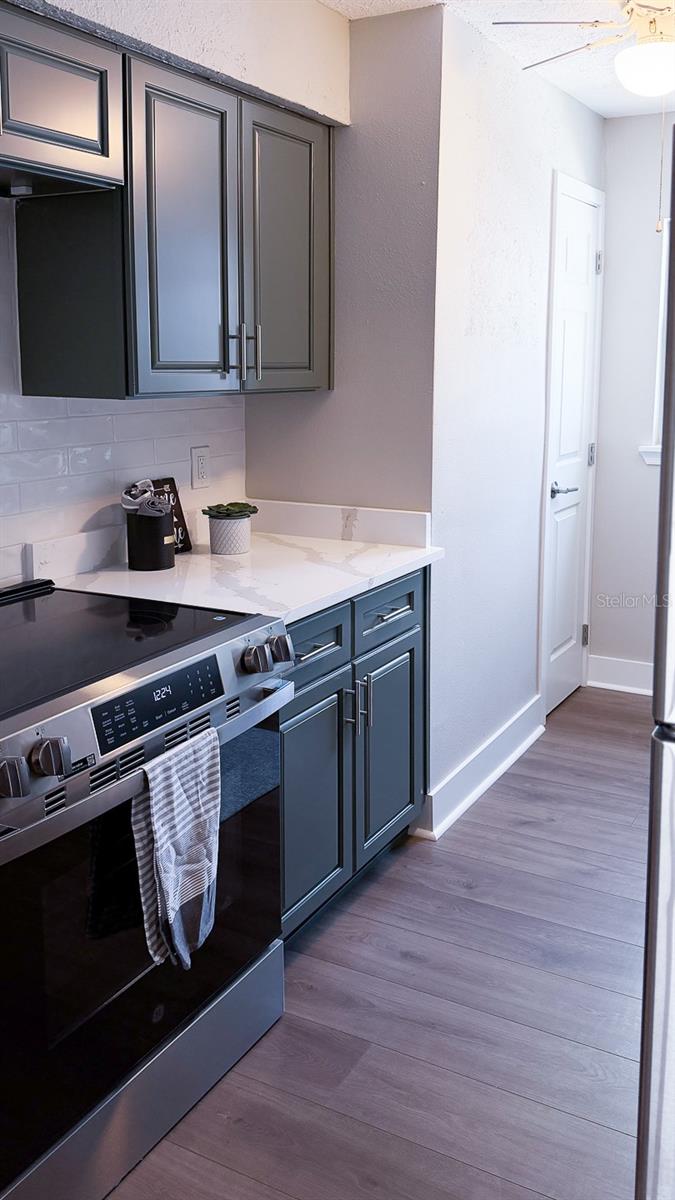 6919 PLACE DE LA PAIX 6919