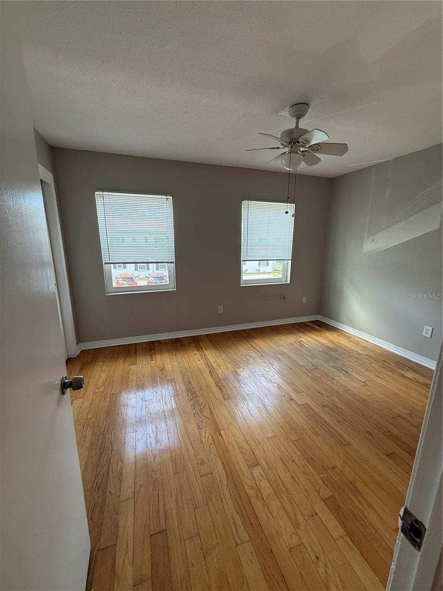 LES CHATEAUX CONDO - Residential