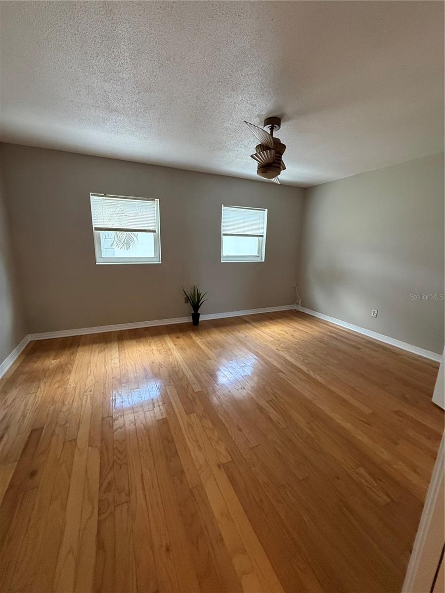 LES CHATEAUX CONDO - Residential