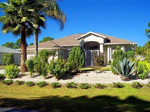 A home in NORTH PORT