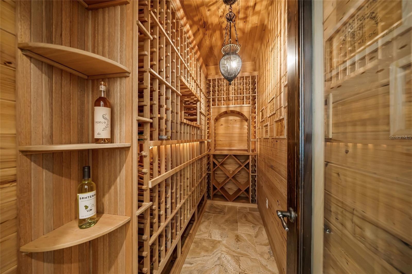 OYSTER BAY LANDINGS - Residential