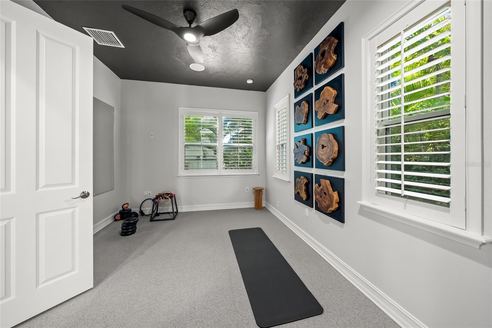 OYSTER BAY LANDINGS - Residential