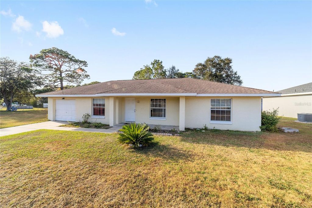 Photo of 15 Cedar Run, Ocala, FL 34472 (MLS # OM714411)