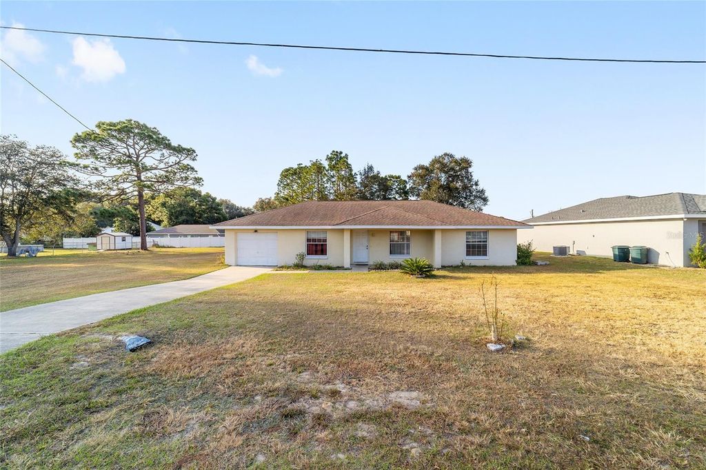Photo of 15 Cedar Run, Ocala, FL 34472 (MLS # OM714411)