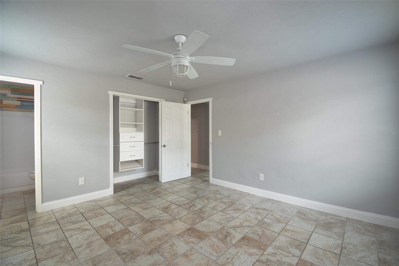 NORTHWOOD PINES UNIT 5 REP - Residential