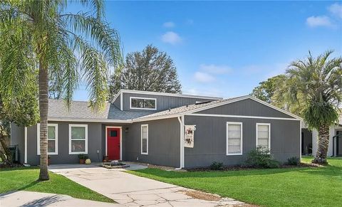 Photo of 2411 NW 54th Avenue, Gainesville, FL 32653 (MLS # GC539620)