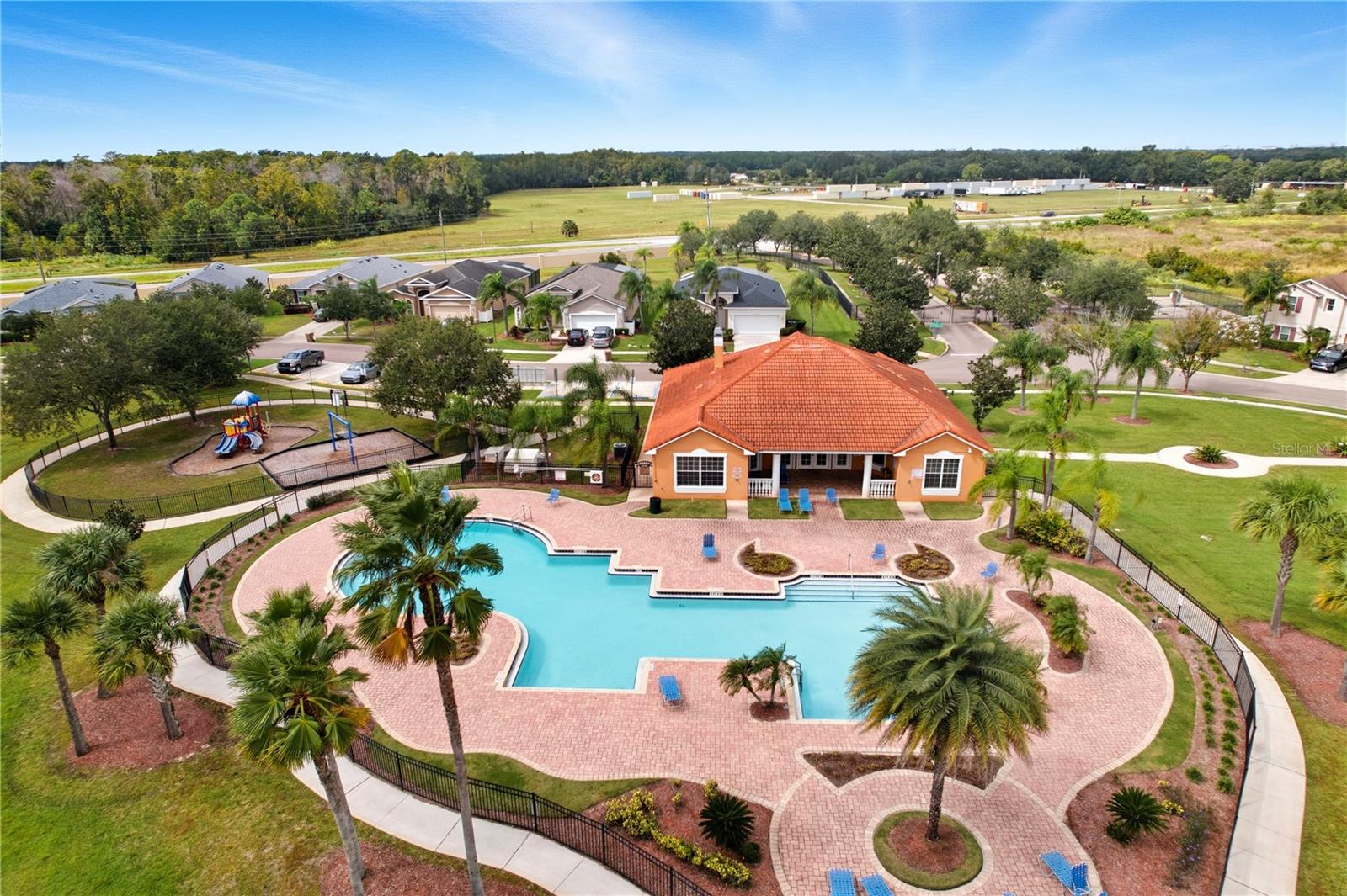 CRYSTAL COVE RESORT - Residential