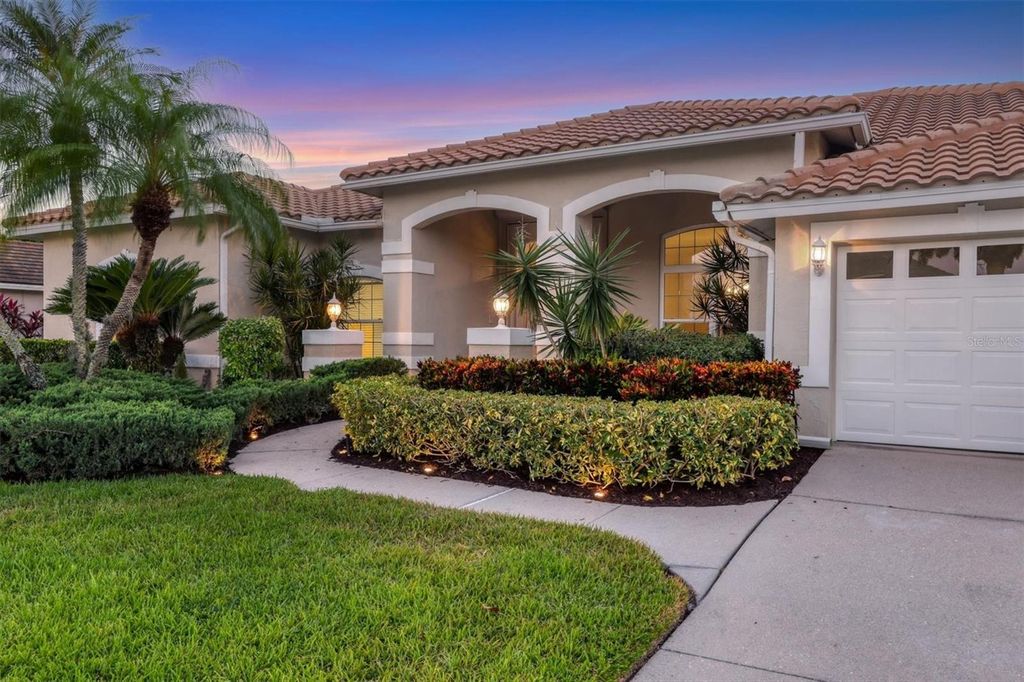 Photo of 8708 Grey Oaks Avenue, Sarasota, FL 34238 (MLS # A4666107)