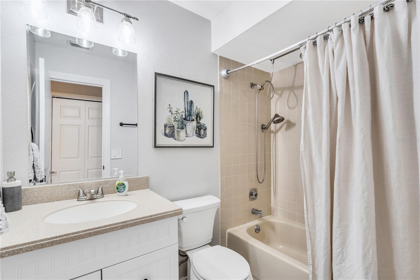 GEORGETOWNE - Residential