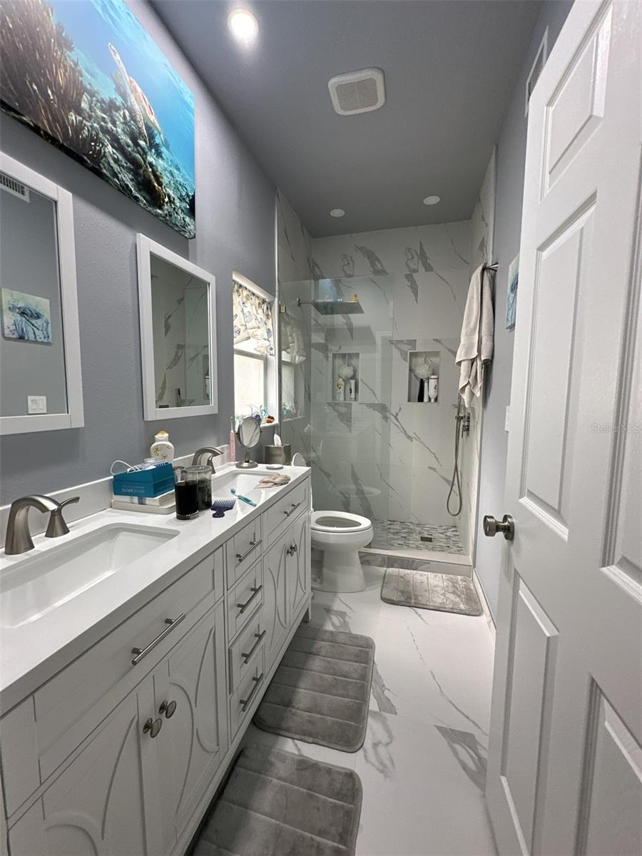 0000 - NOT PART OF A SUBDIVISION - Residential Income