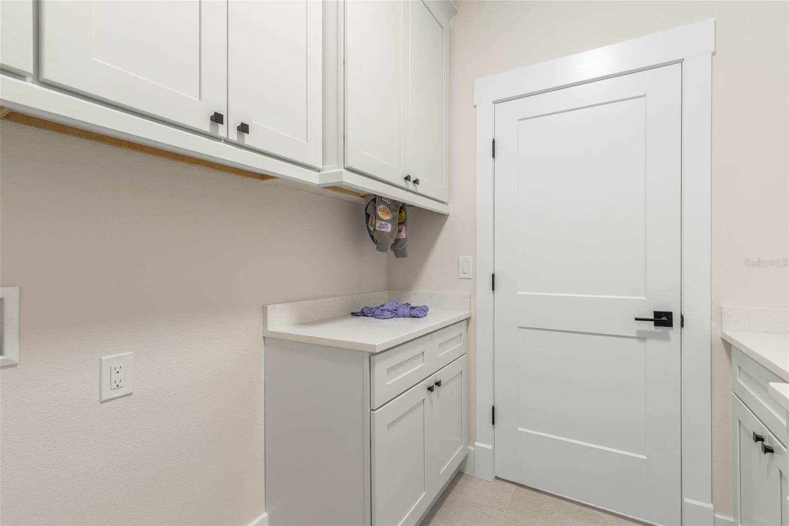 HARBOR VILLAGE MARINA - Residential