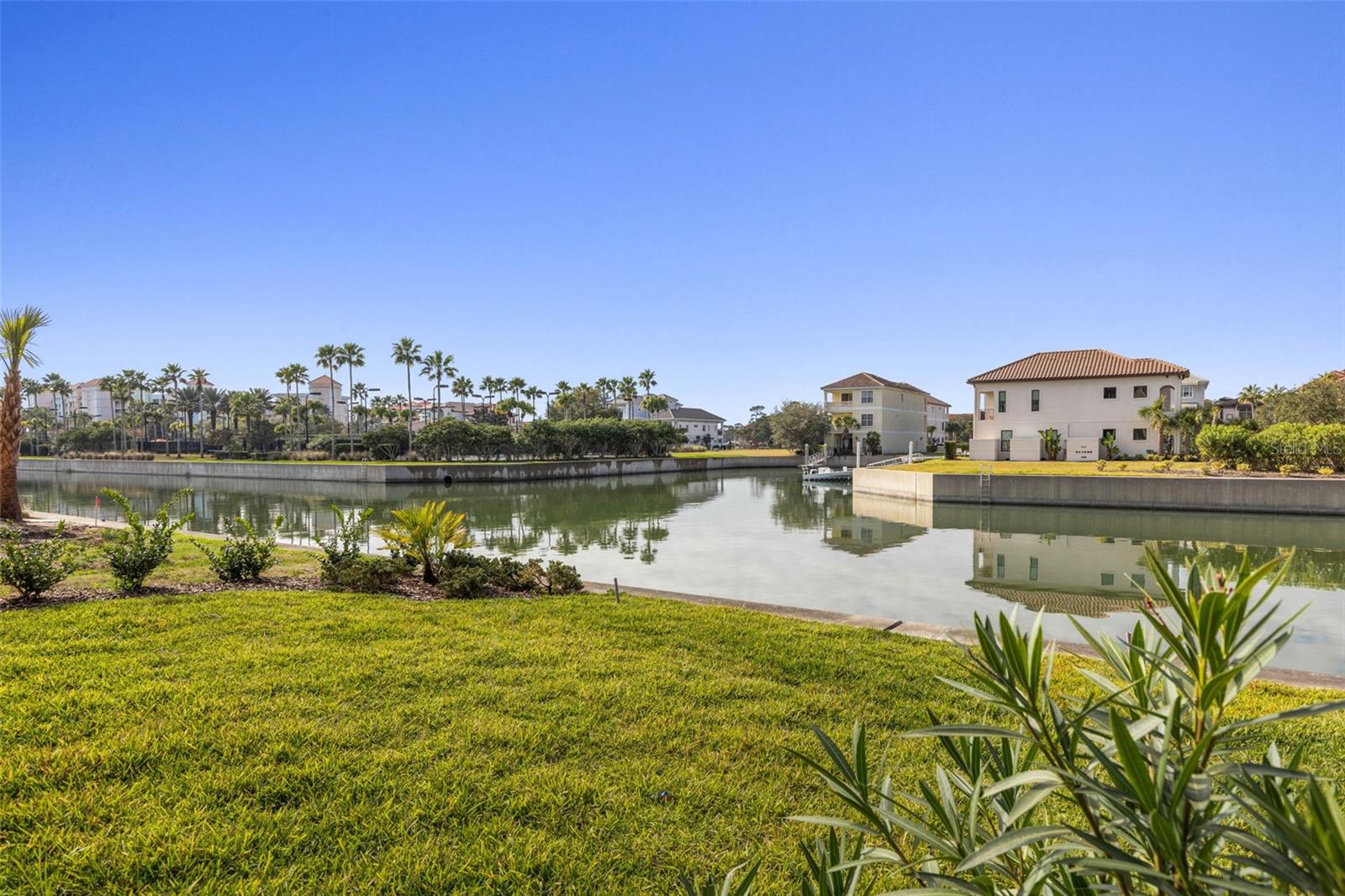 HARBOR VILLAGE MARINA - Residential