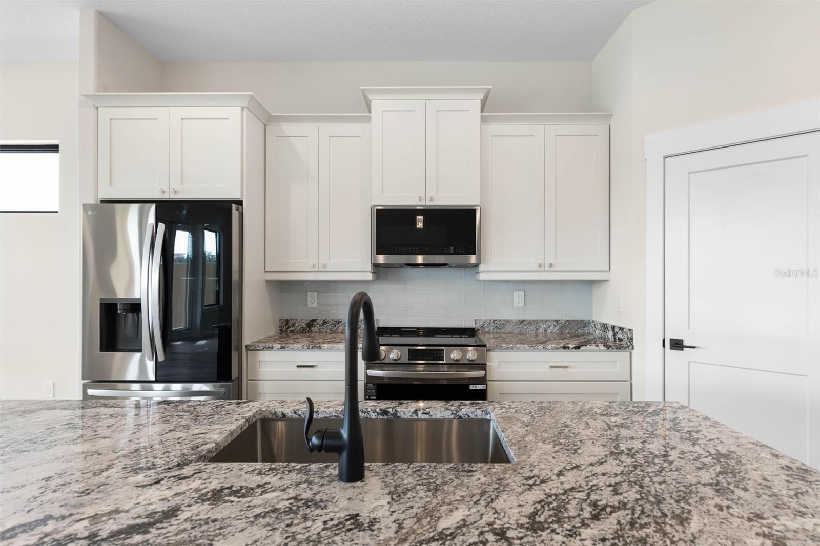 HARBOR VILLAGE MARINA - Residential