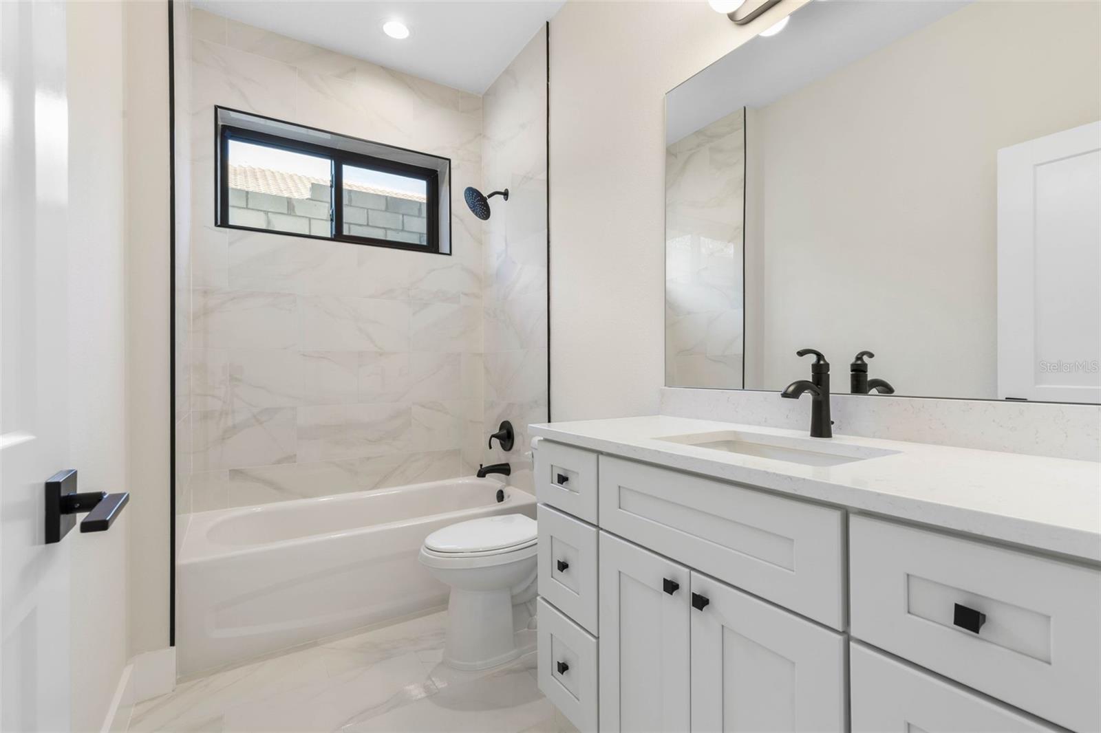 HARBOR VILLAGE MARINA - Residential